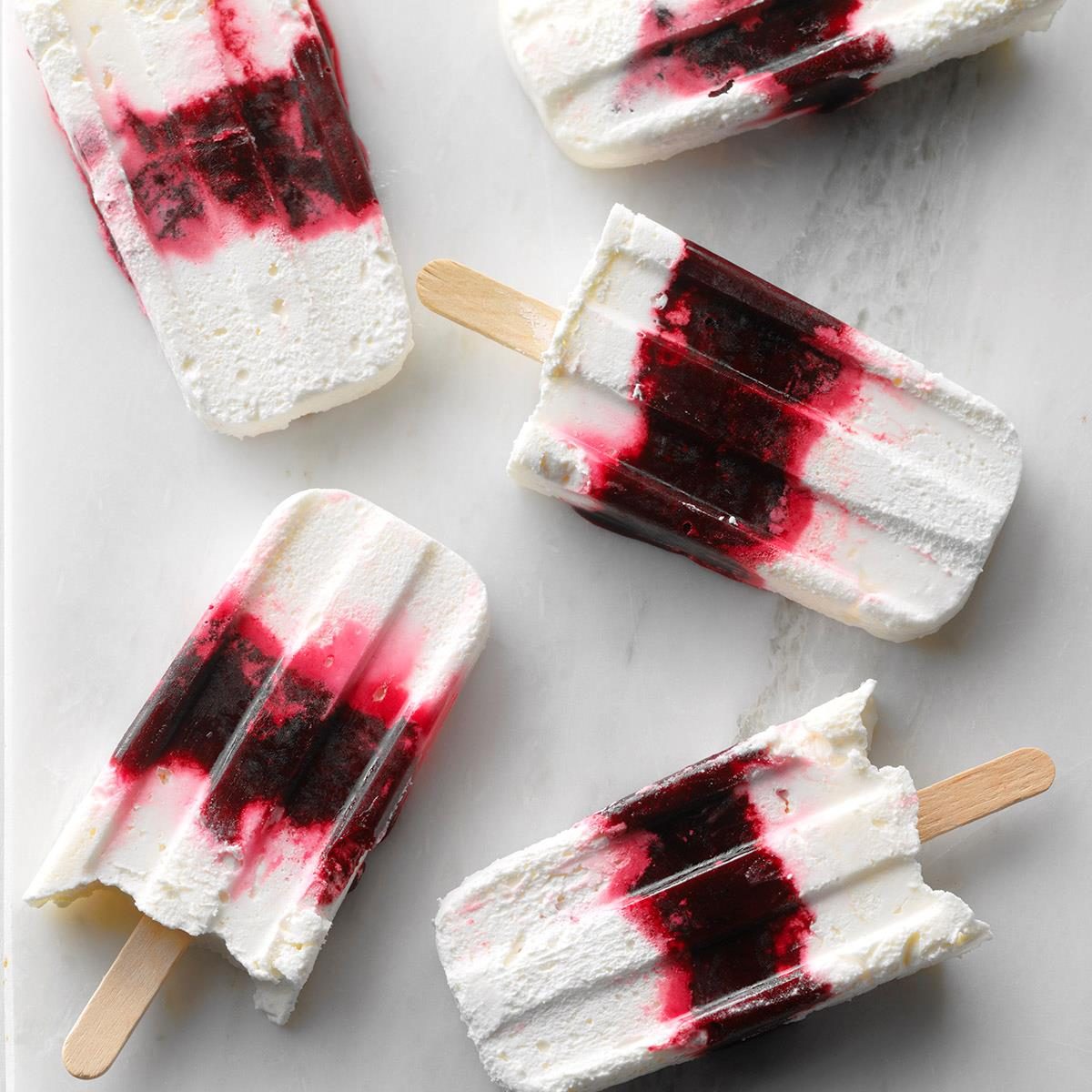 Creamy Layered Blueberry Ice Pops Creamy Layered Blueberry Ice Pops