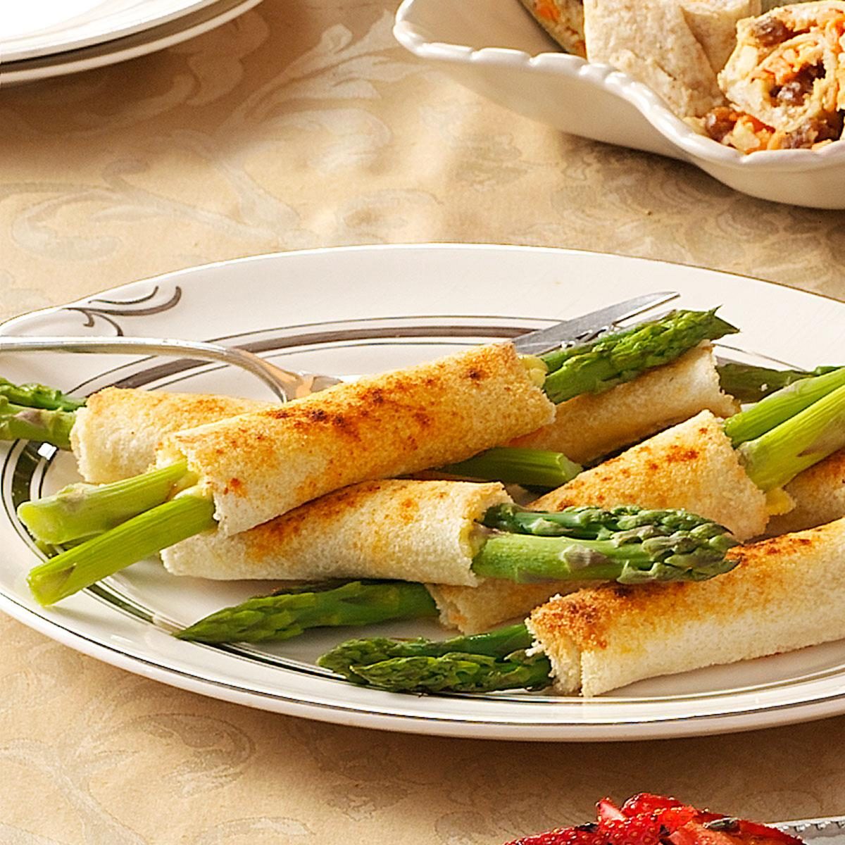 Cheese Asparagus Roll-Ups