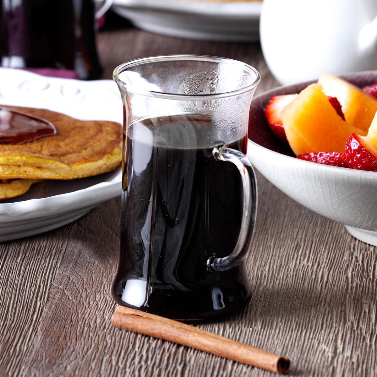 Coffee with Cinnamon and Cloves Coffee with Cinnamon and Cloves