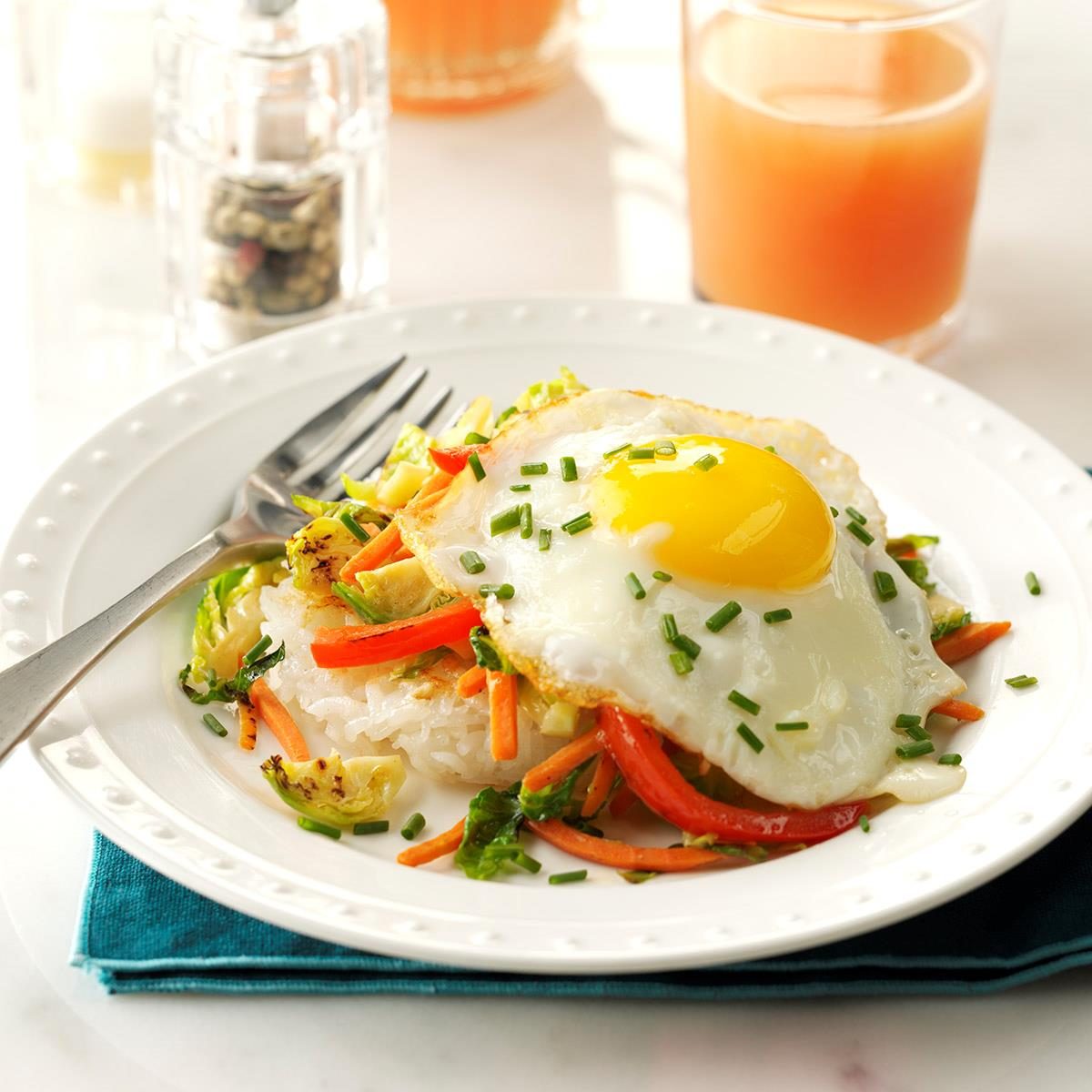 Crispy Rice Patties with Vegetables & Eggs Crispy Rice Patties with Vegetables & Eggs