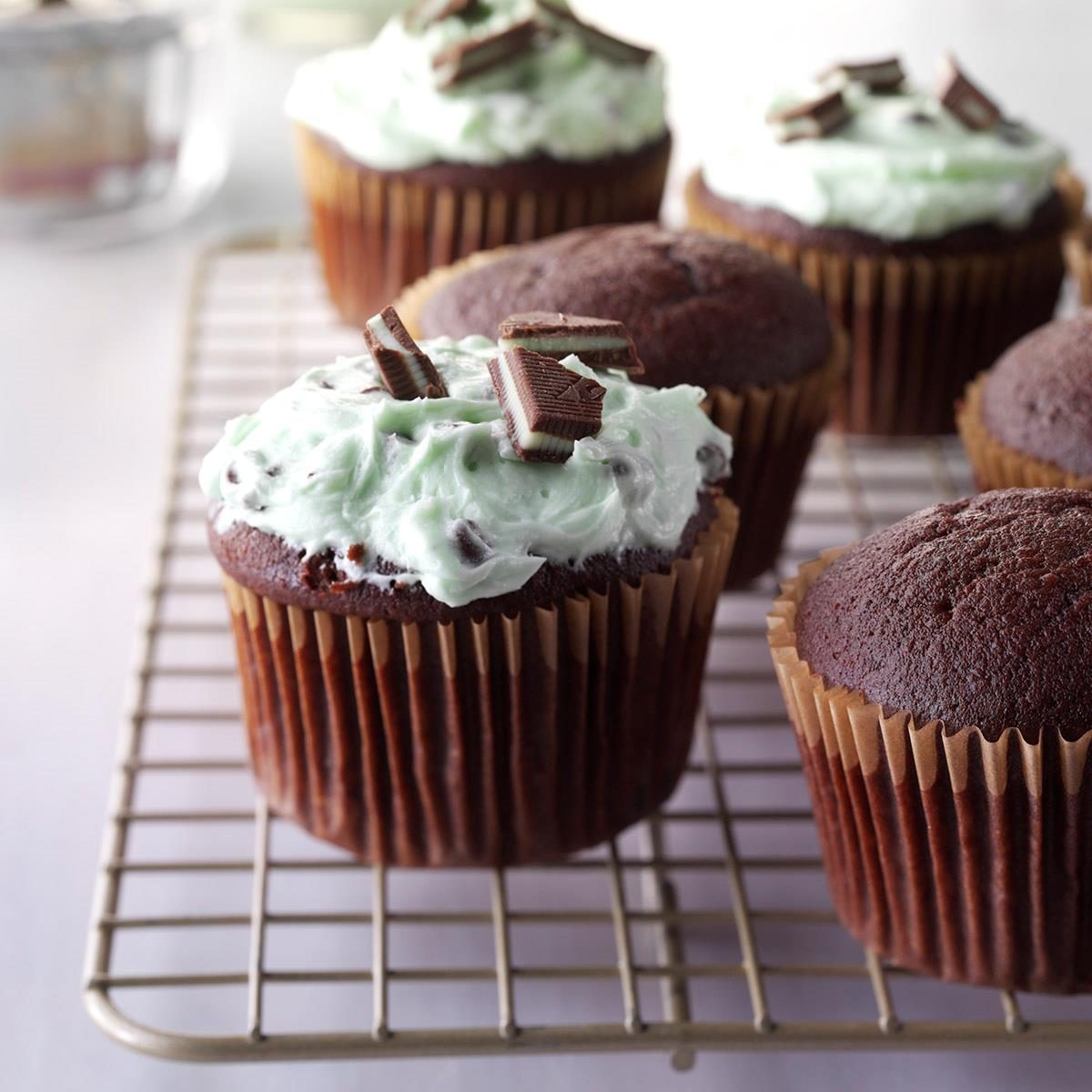 Nana’s Chocolate Cupcakes with Mint Frosting Nana’s Chocolate Cupcakes with Mint Frosting