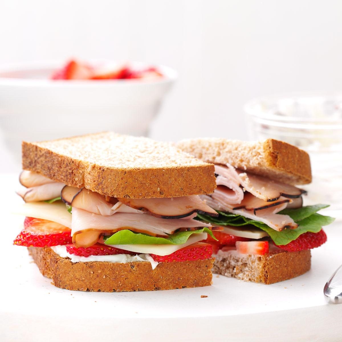 Berry Turkey Sandwich