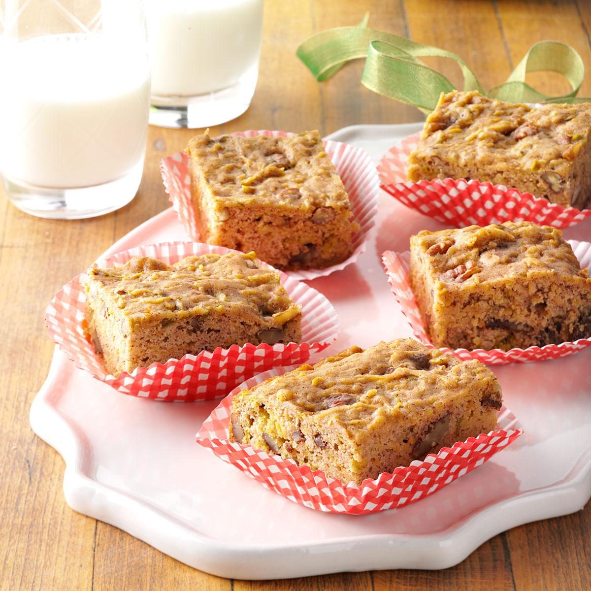 Chunky apple snack cake