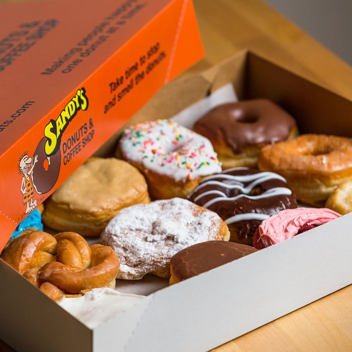 sandys donuts