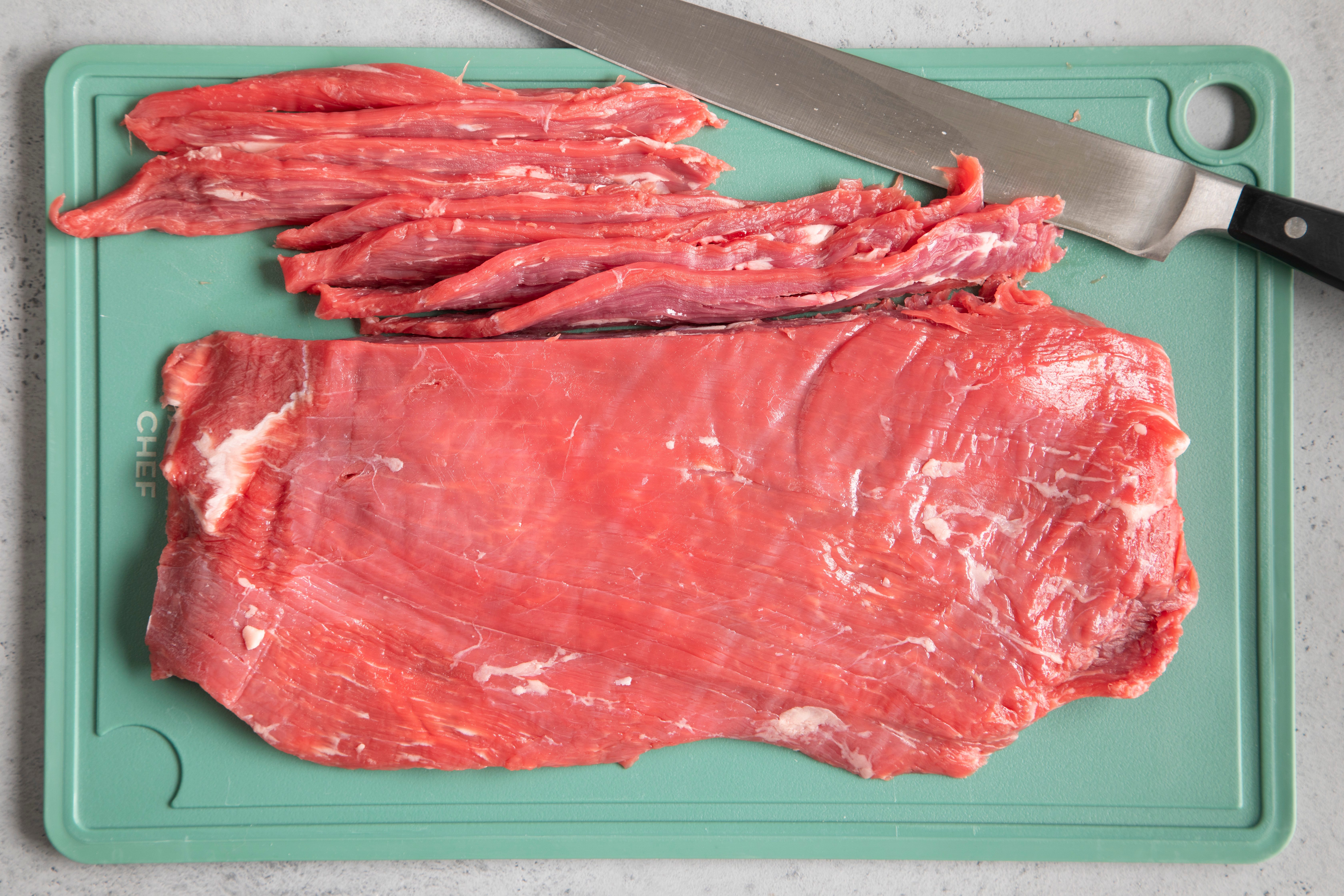 sliced meat for beef jerky