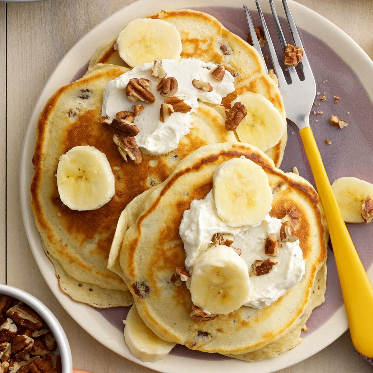 Banana Nut Pancakes Exps Toham22 10763 B11 12 6b Banana Nut Pancakes Exps Toham22 10763 B11 12 6b