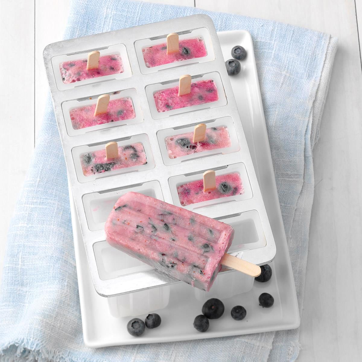 Blueberry Cream Pops Exps Cwmjj21 192911 B02 14 1b 10