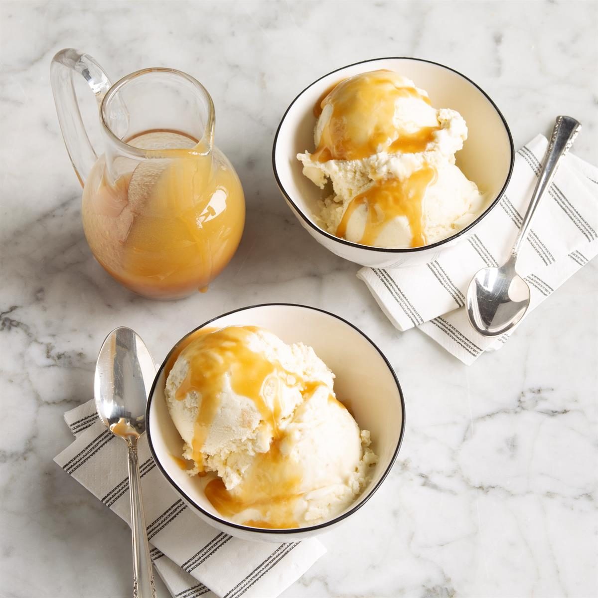 Caramel Ice Cream Sauce Exps Ft21 19618 F 0824 1