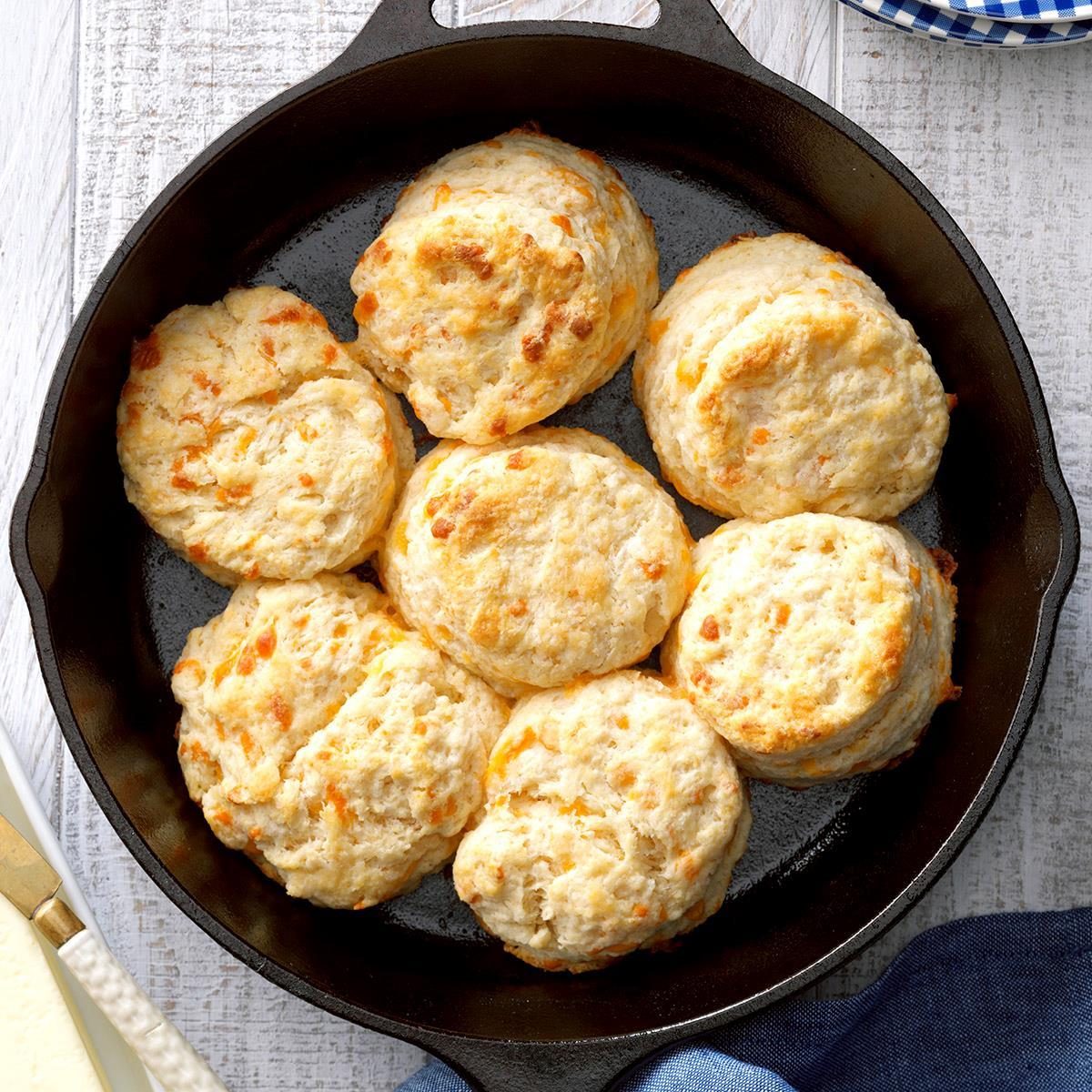 Cheddar Buttermilk Biscuits Exps Cimz19 20808 B01 08 5b 8