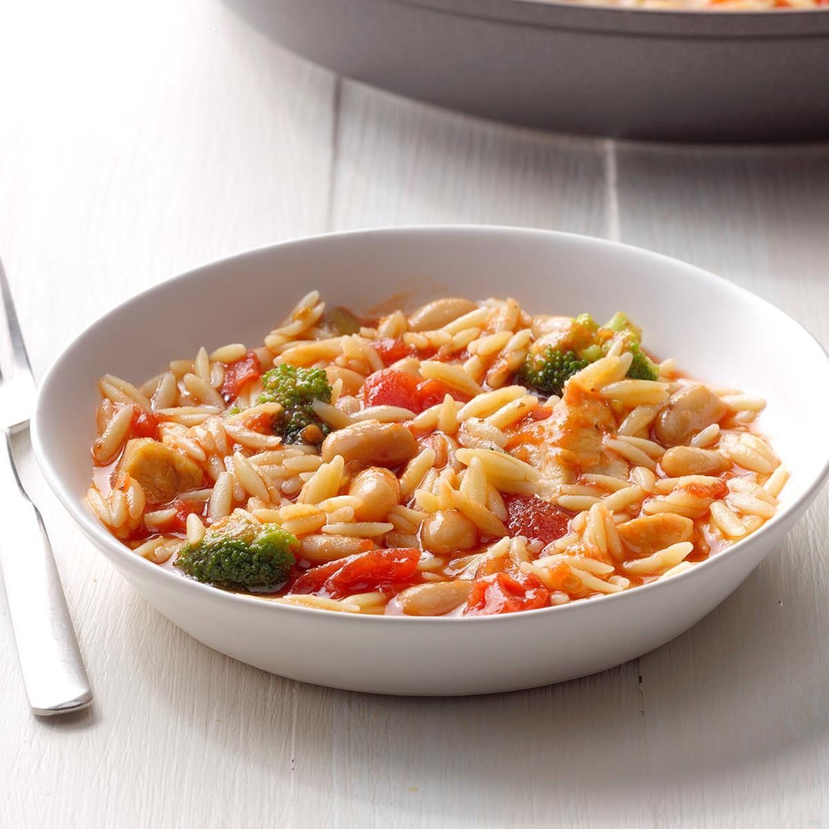 Chicken Orzo Skillet Exps Sddj19 28040 B07 13 2b 2