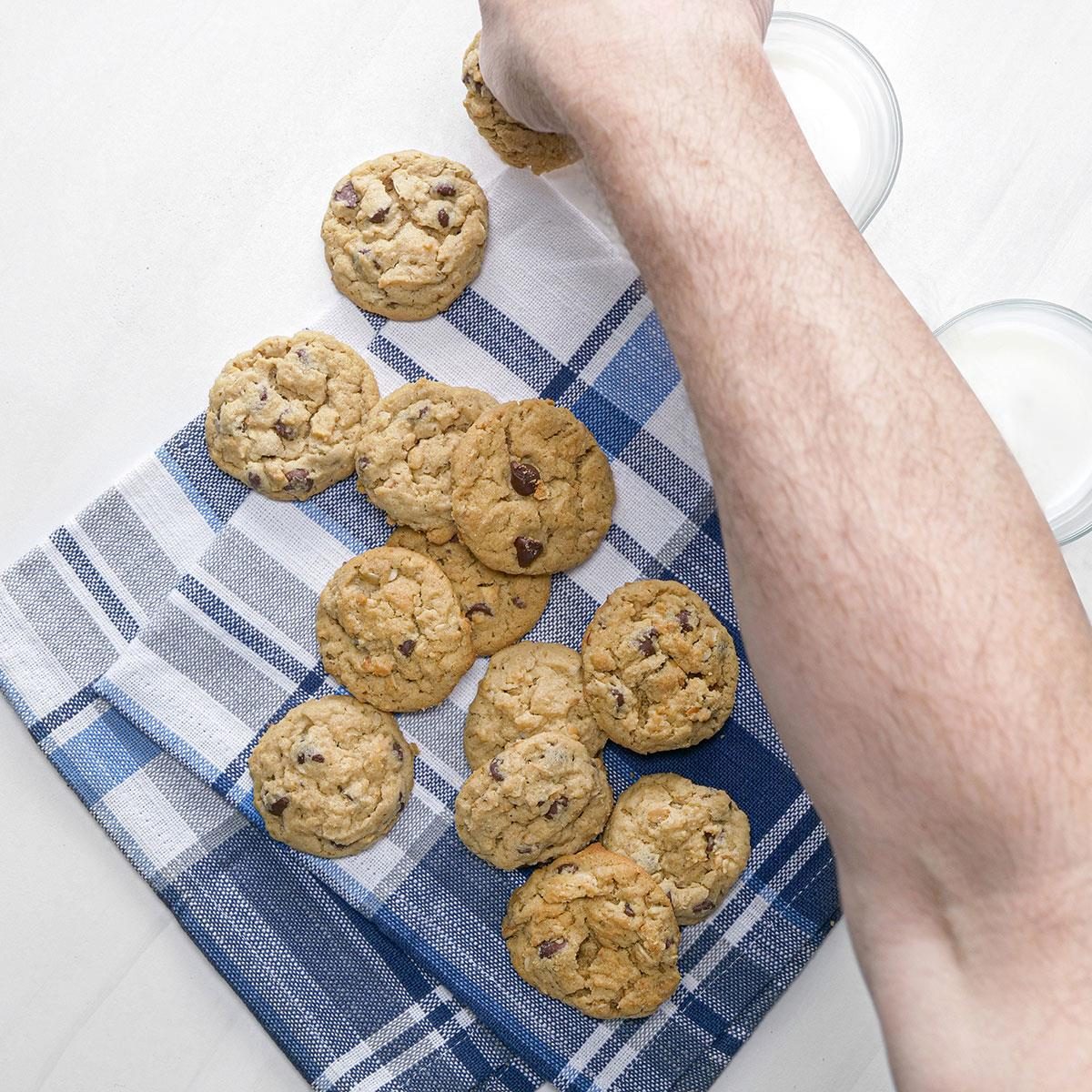 Chocolate Chip Peanut Butter Cookies