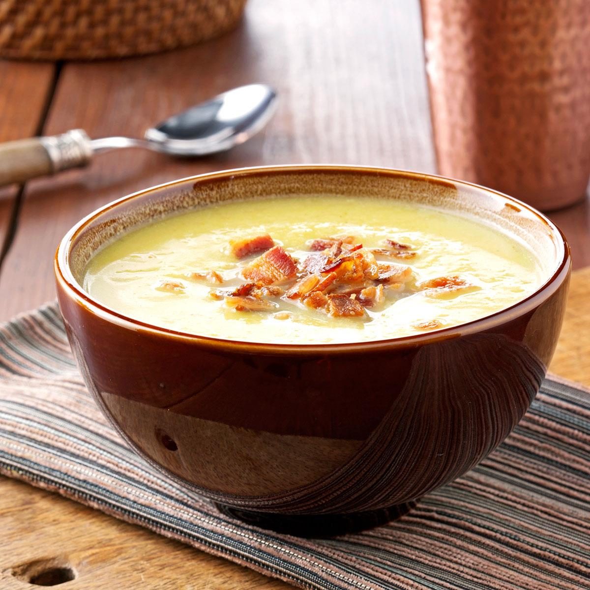 Curried Acorn Squash Soup Exps9337 Rds2321893d06 13 1bc Rms 4