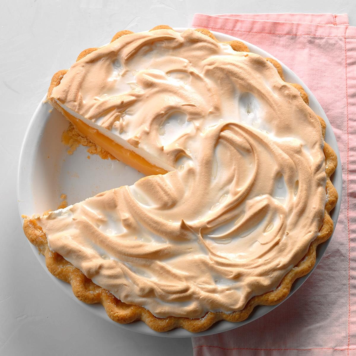 Grapefruit Meringue Pie Exps Jmz18 10182 D03 01 10b 1