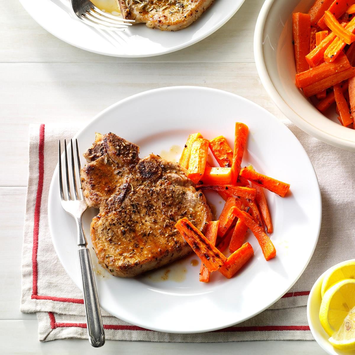 Herbed Lemon Pork Chops Exps Sdfm17 16850 B10 07 7b 9