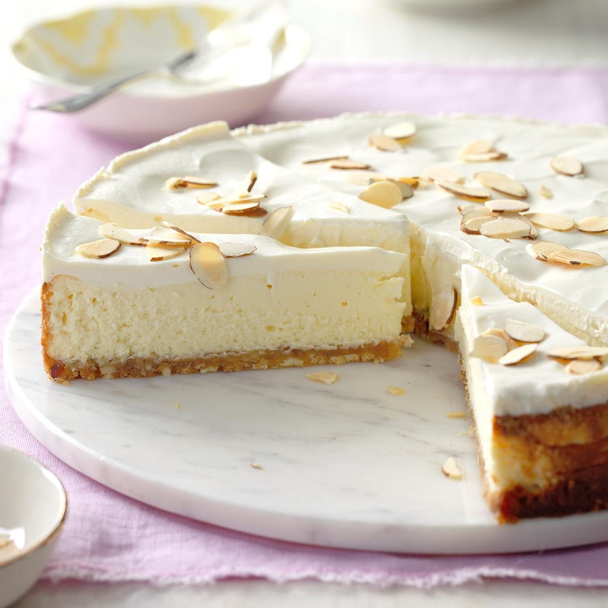 Luscious Almond Cheesecake Exps Gbhrbz17 441 B07 12 3b 4