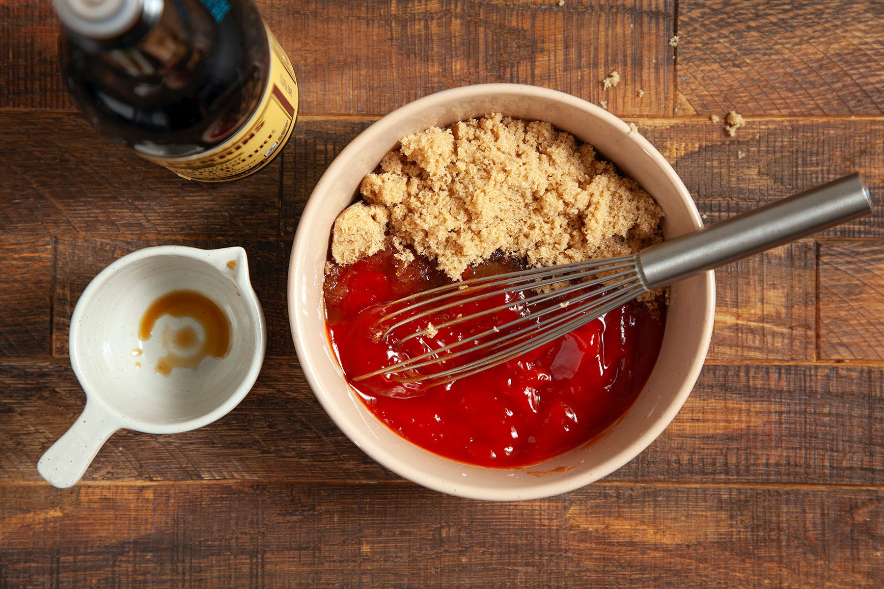 Mixing materials for sauce