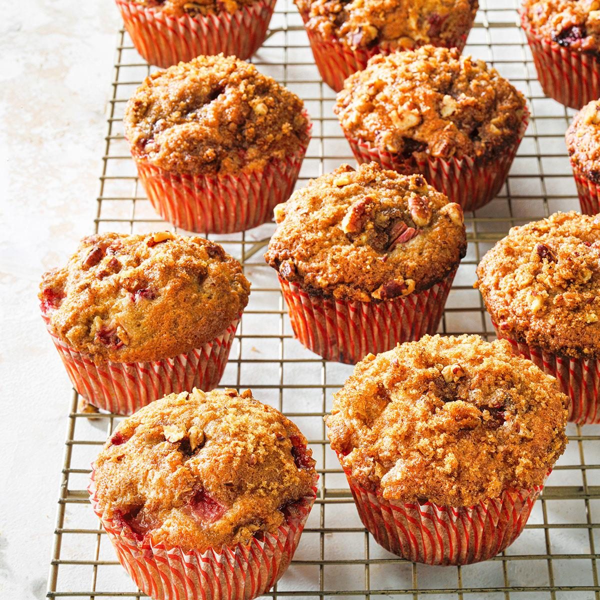 Nut Topped Strawberry Rhubarb Muffins Exps Toham25 25515 P2 Md 04 02 8b