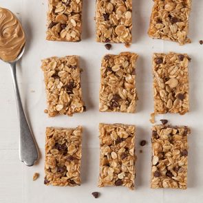 Peanut butter granola mini bars