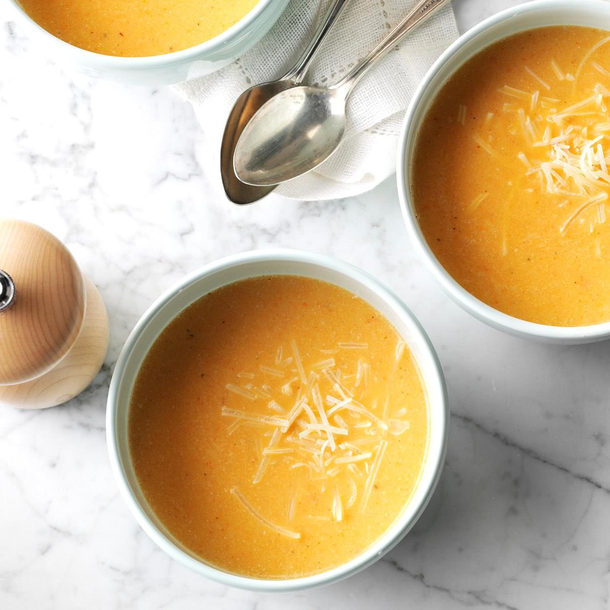 Roasted Cauliflower Red Pepper Soup Exps Hck 195172 17 A08 12 1b 4