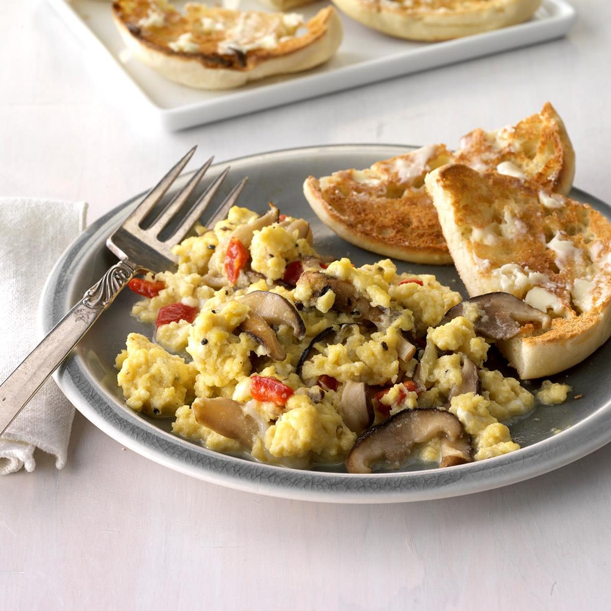 Shiitake And Manchego Scramble Exps Thfm18 206250 C09 21 6b 13