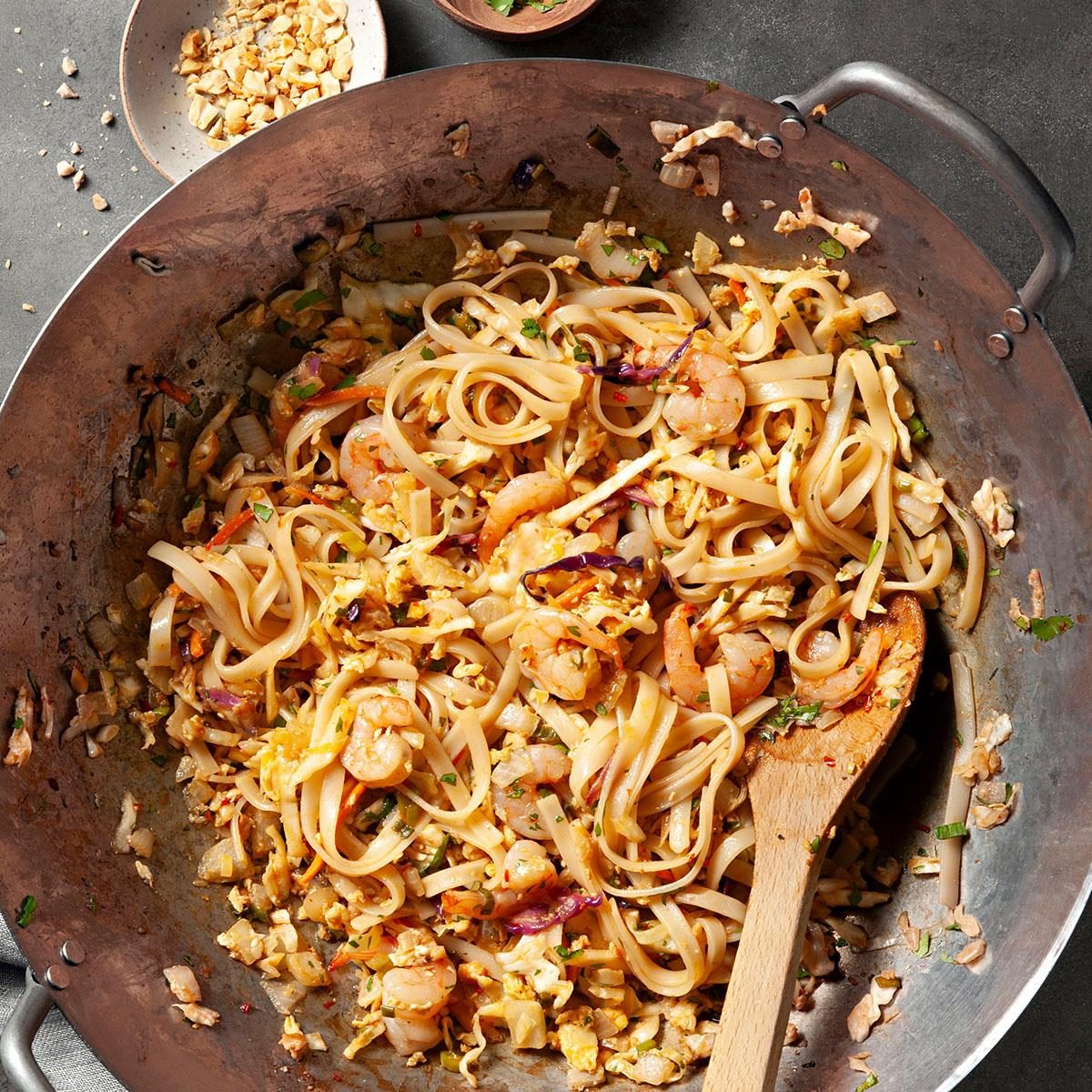 Shrimp Pad Thai Exps Ft24 45967 Ec 042424 5