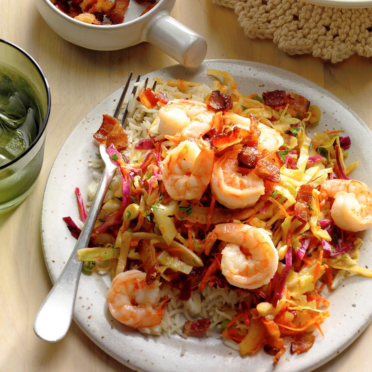 Shrimp With Warm German Style Coleslaw  Exps Thn17 204062 B06 21 3b 5