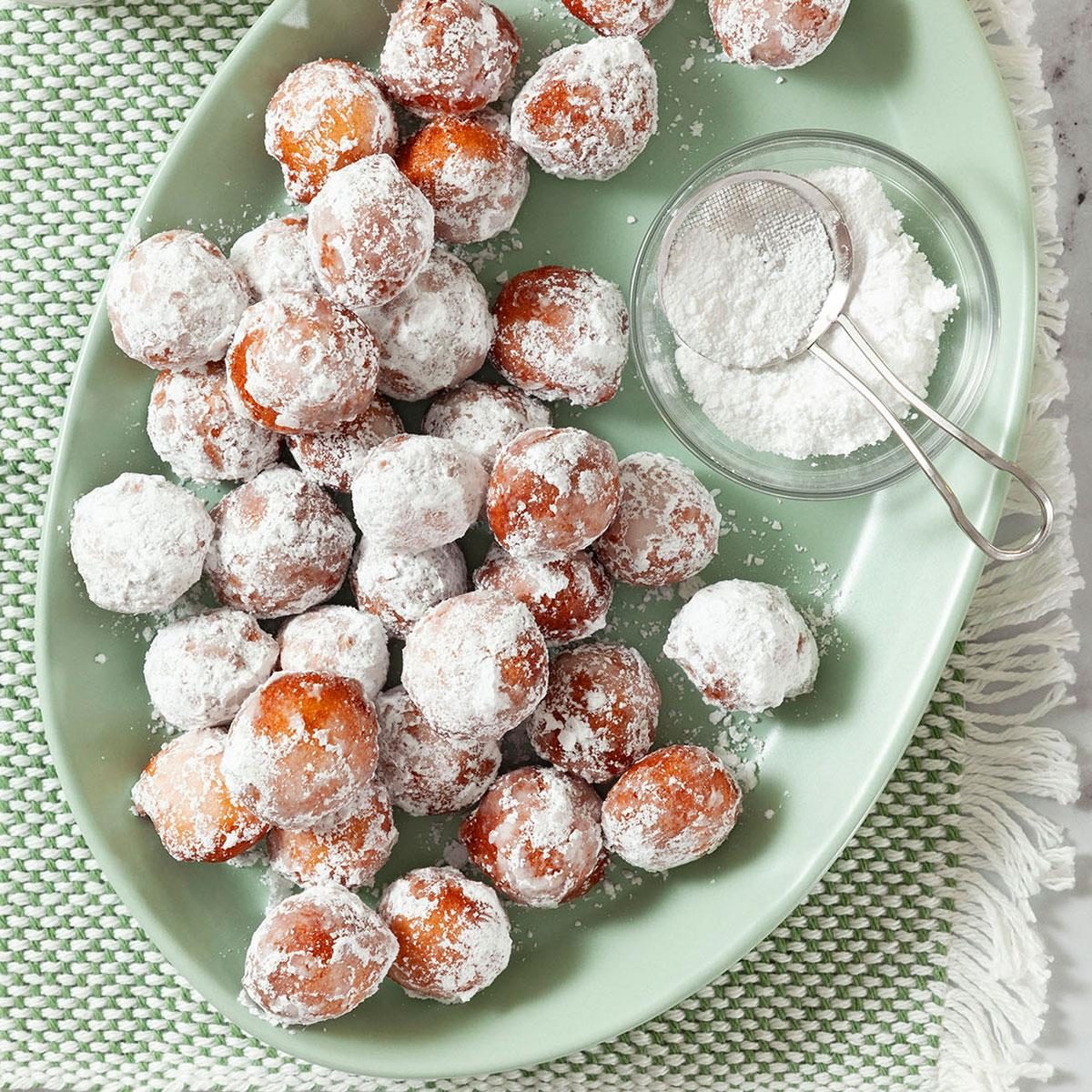 Homemade Doughnut Holes