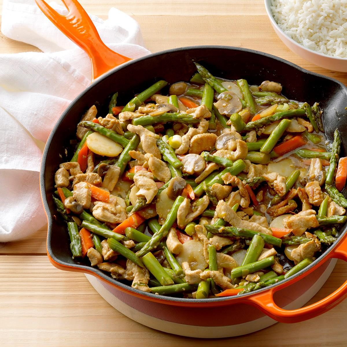 Turkey Asparagus Stir Fry Exps Thjj17 8389 B02 07 4b 8