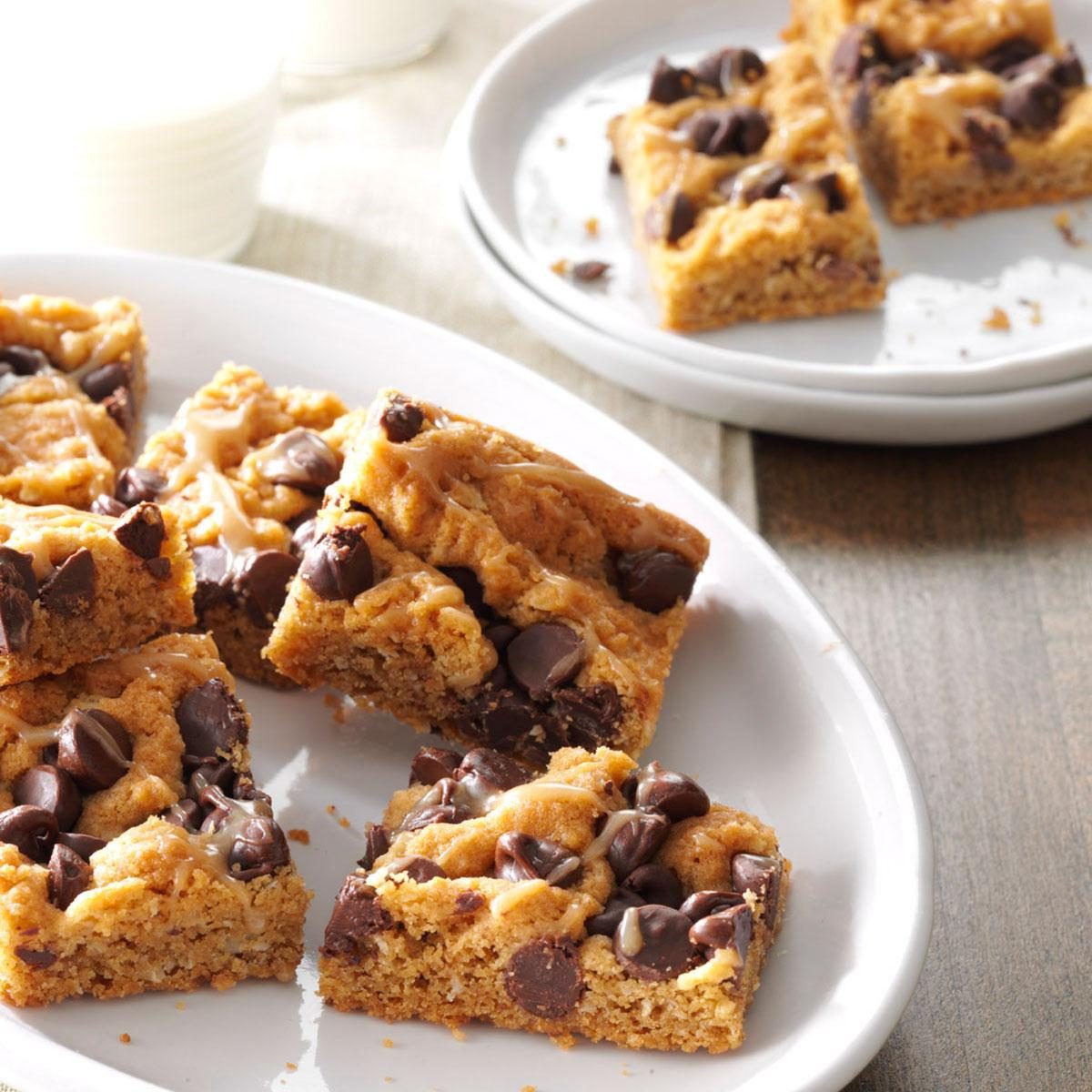 Oatmeal Chocolate Chip Bars