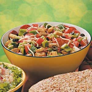 Pepperoni Pizza Salad