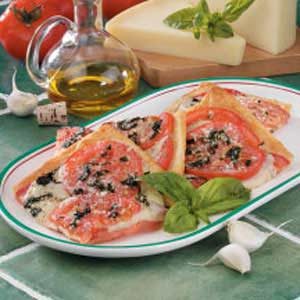 Fresh Tomato Basil Pizza