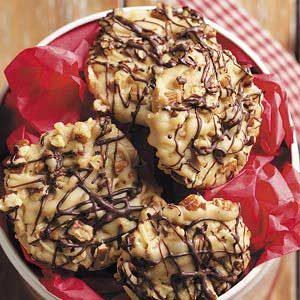 Double-Drizzle Pecan Cookies