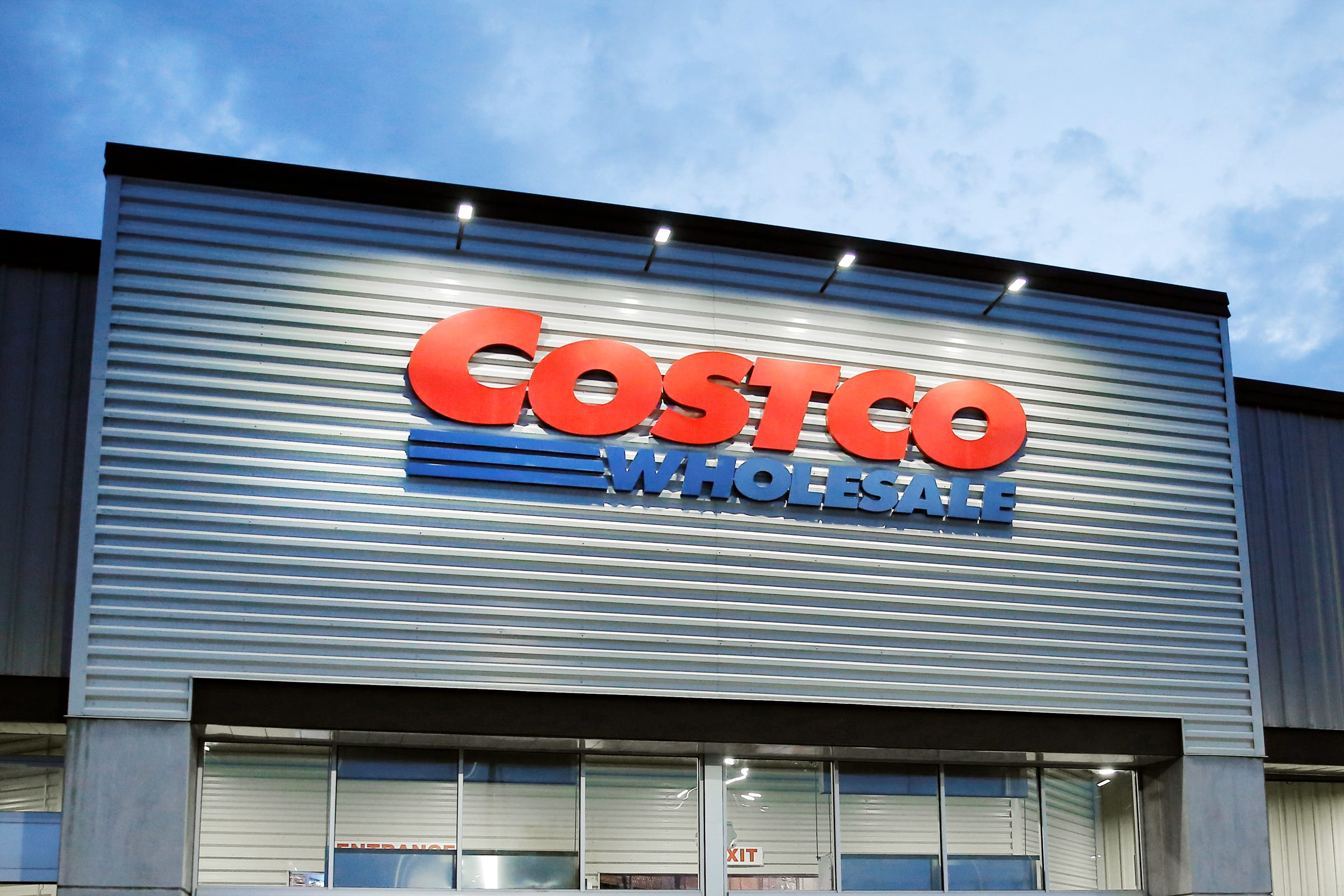 10 Costco Member Benefits You Might Not Know About (But Should)