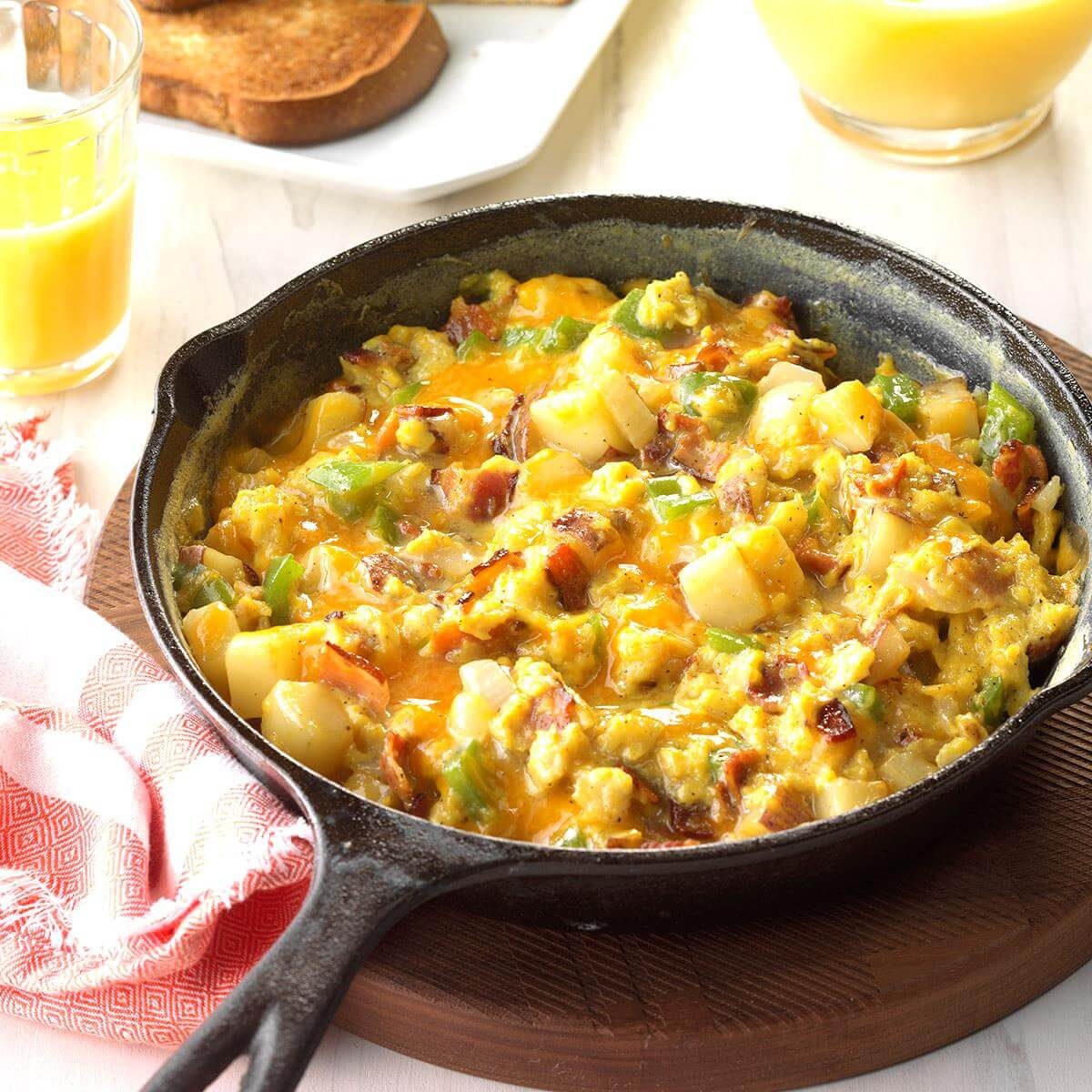 Country-style scrambled eggs