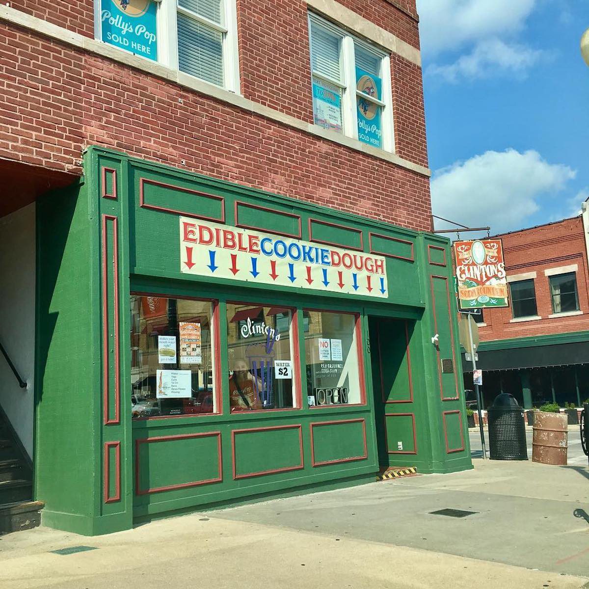 Clinton's Soda Fountain