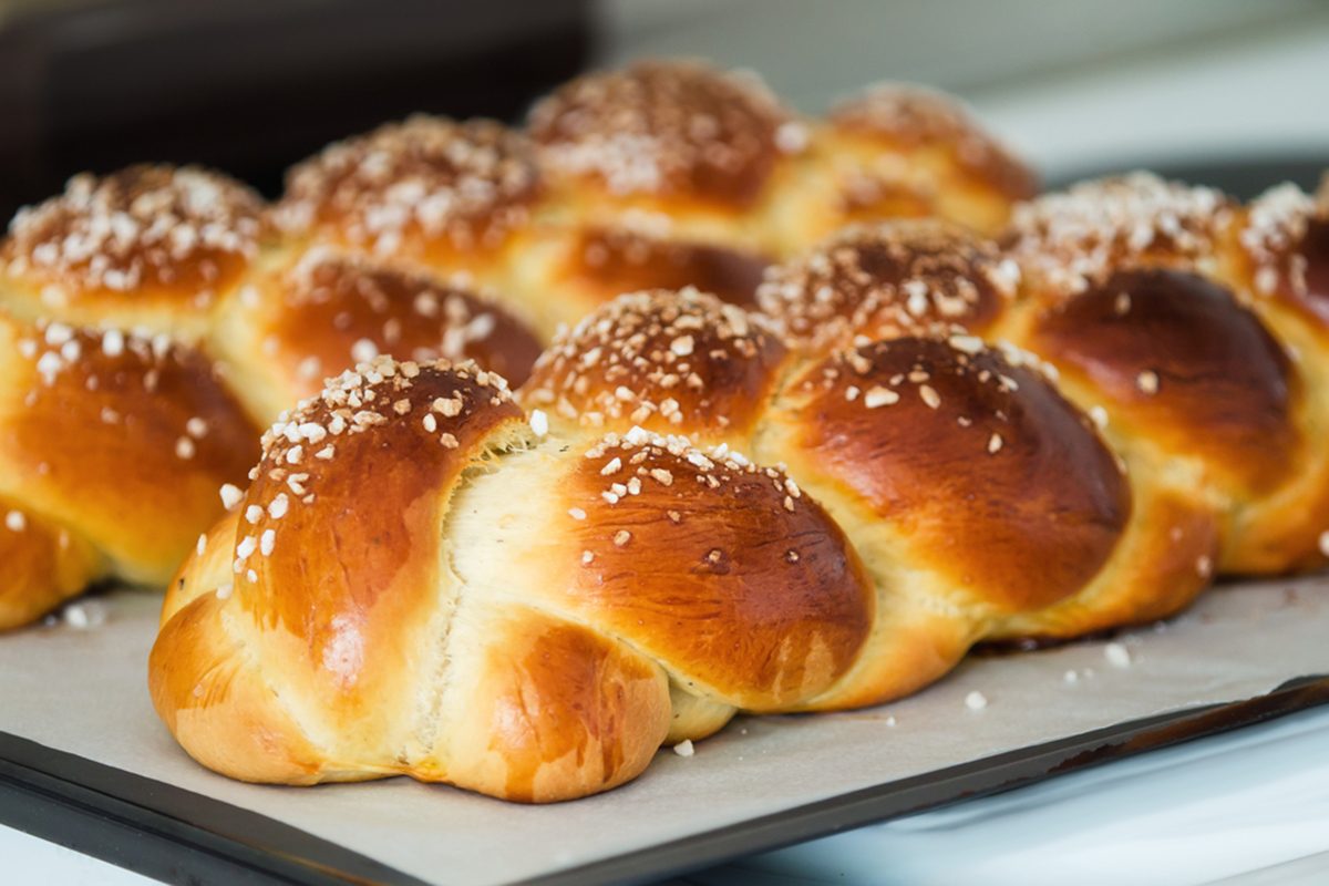 How to Braid Bread