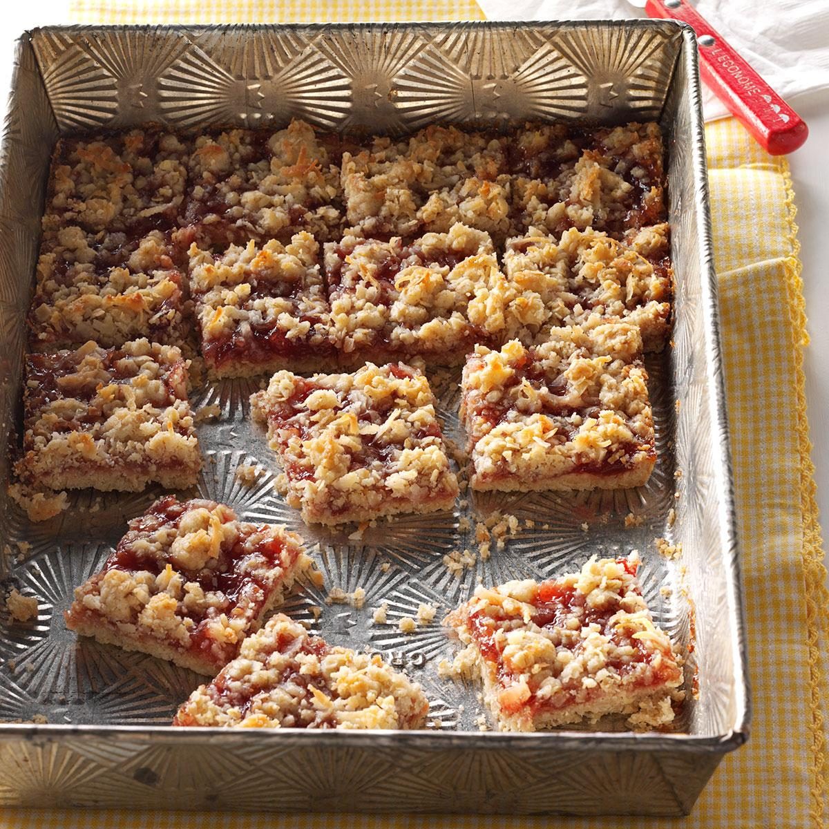 5 Pieces of Vintage-Style Bakeware That’ll Really Take You Back