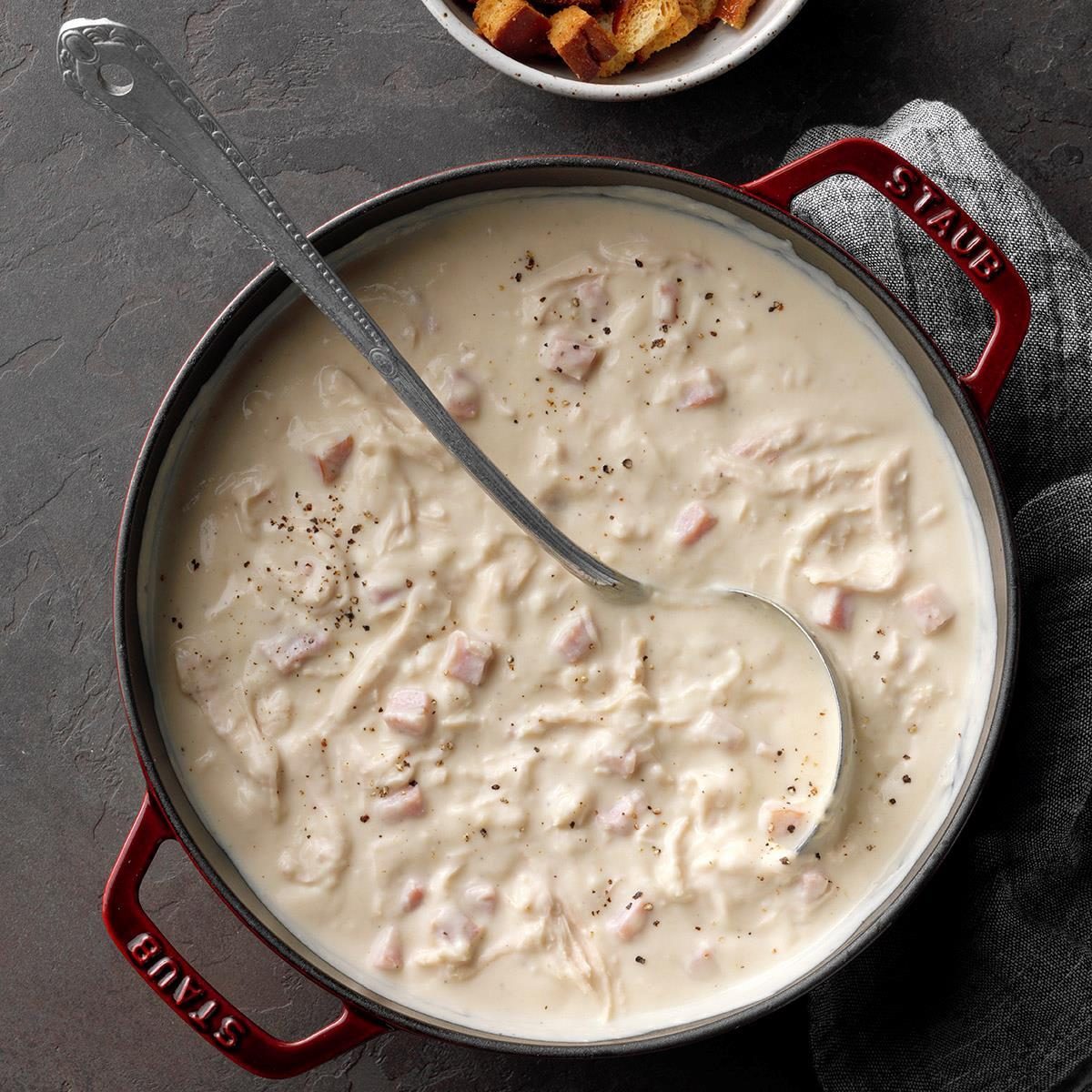 Chicken Cordon Bleu Soup Exps Thn18 128604 E06 06 6b 4