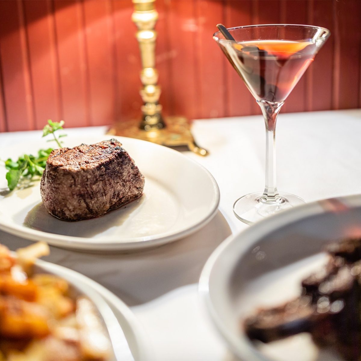Ig Lewnessteakhouse