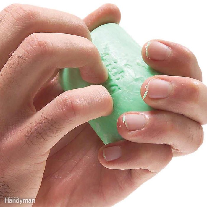 Scratching soap