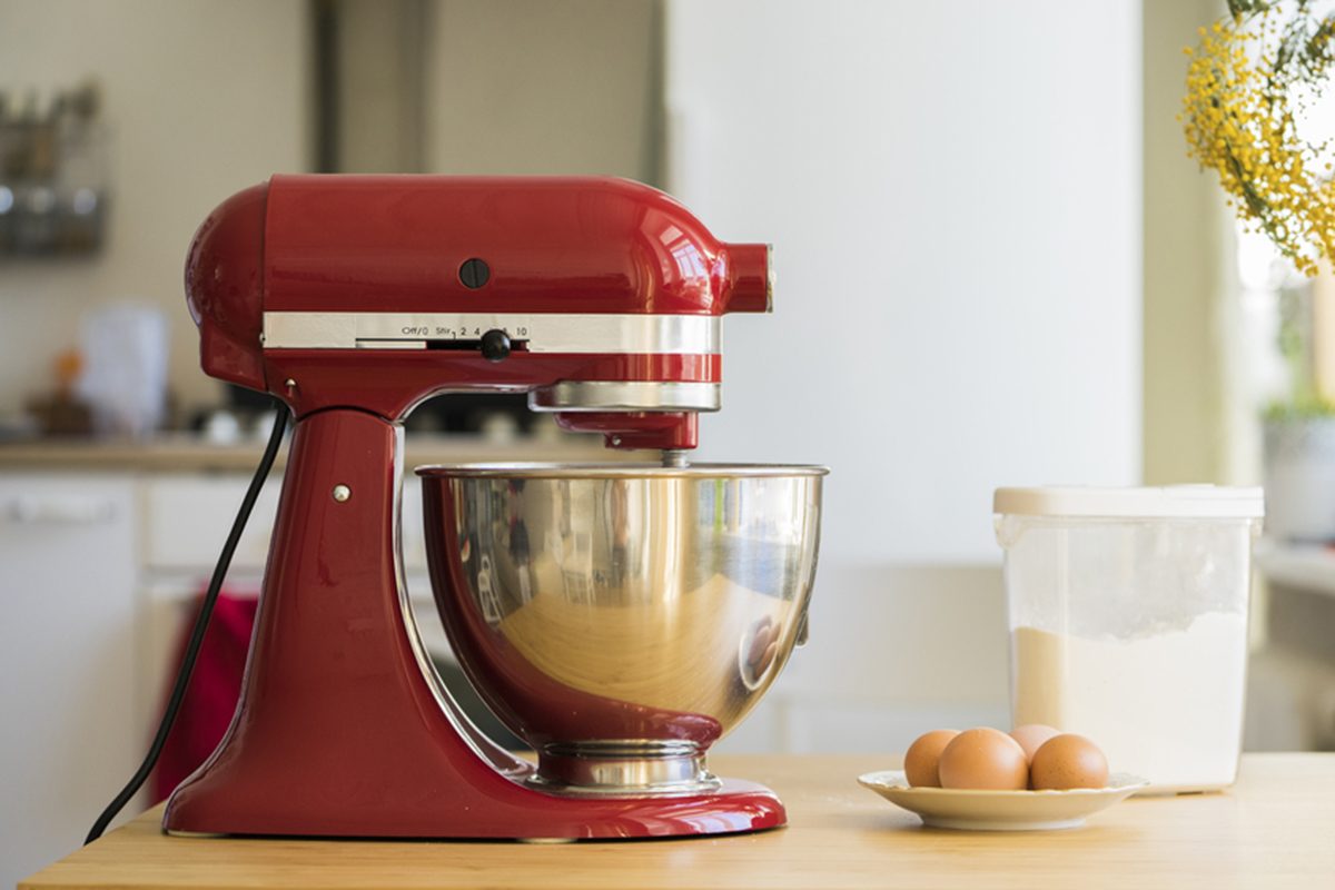 How to Fix Your KitchenAid Mixer with the Turn of One Screw
