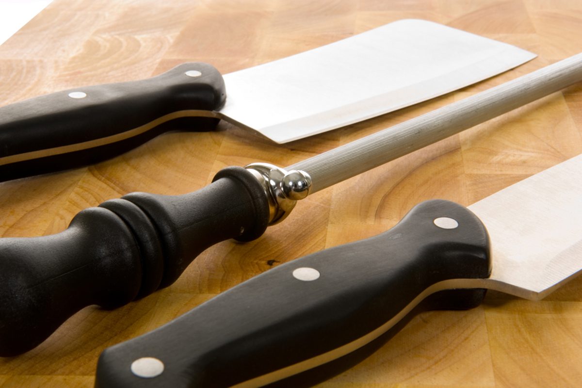 Find out Why This Knife Sharpener Is Loved by Kitchen Pros