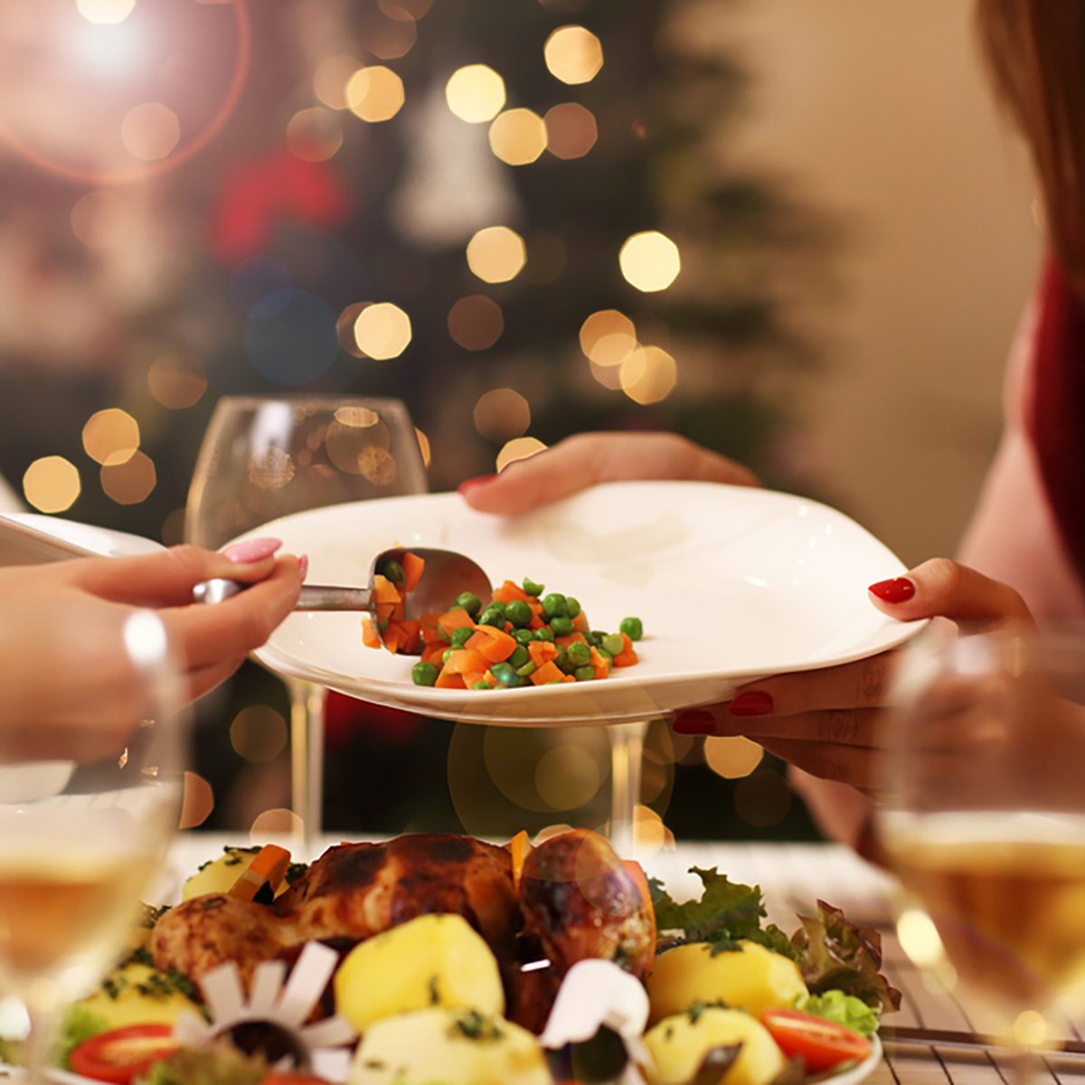 Picture showing group of friends celebrating Christmas at home