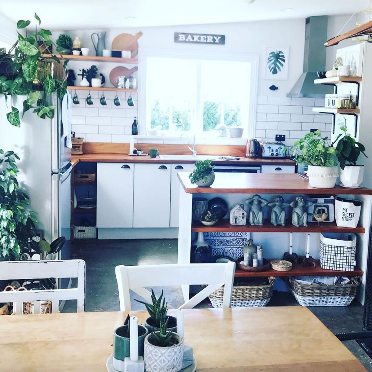 Taurus kitchen