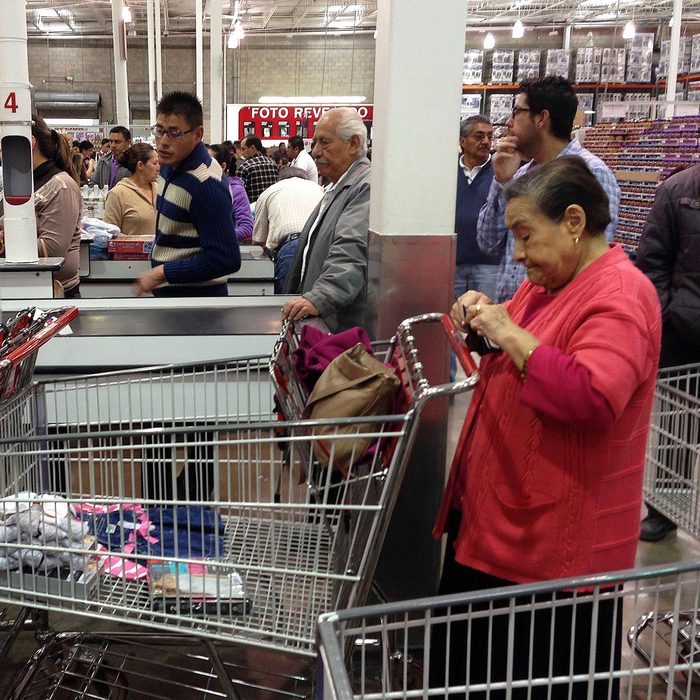 Checkout line