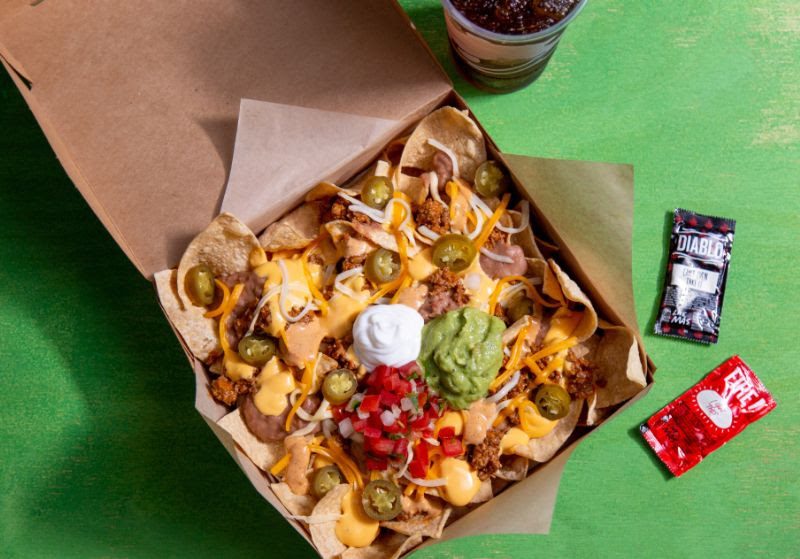 Cheesy jalapeno nachos