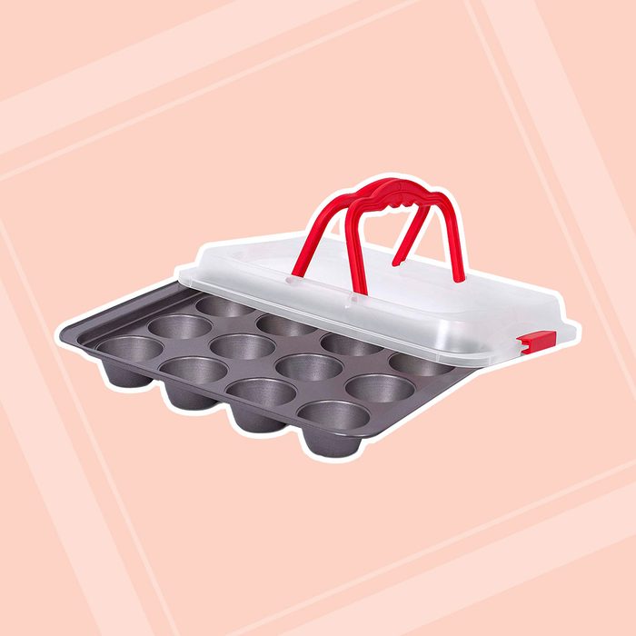Internet's Best Cupcake Baking Pan With Lid