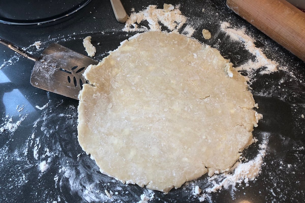 use-spatula-turn-pie-crust