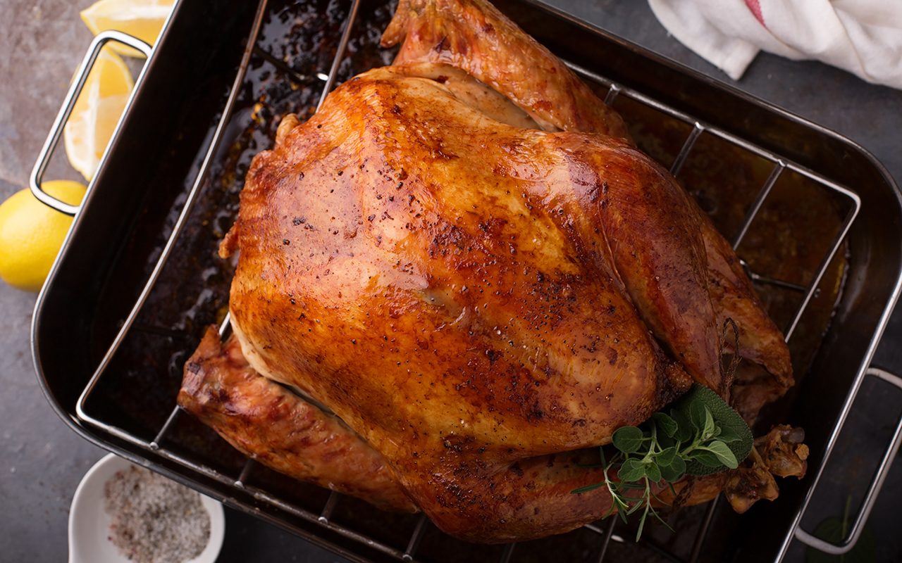 How to Clean a Roasting Pan