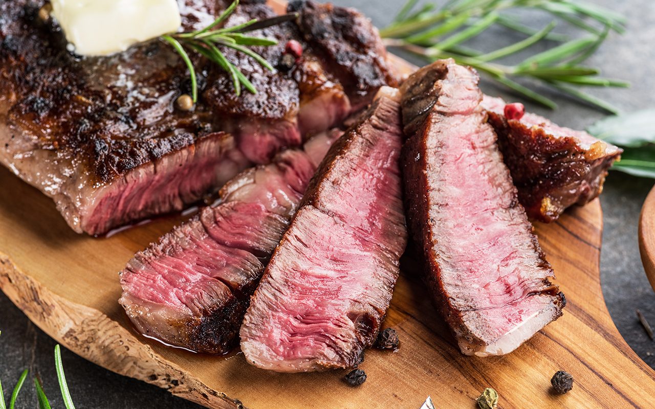 How to Cut Steak the Right Way
